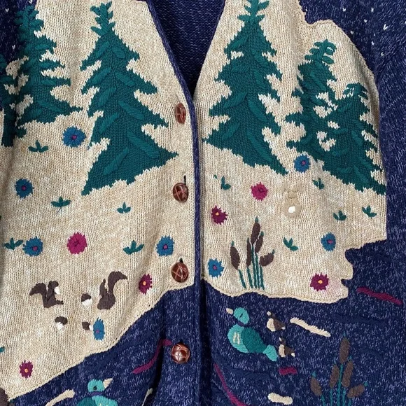 VTG 90’s Nature Scene Ducks Squirrels Embroidered Cardigan Sweater Women Medium - Picture 2 of 9